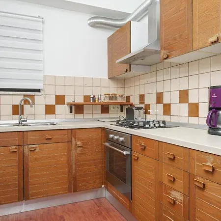 Modern, 2 Bedroom Near Beach! Vodice